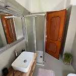 Valentina Bed & Breakfast 3*